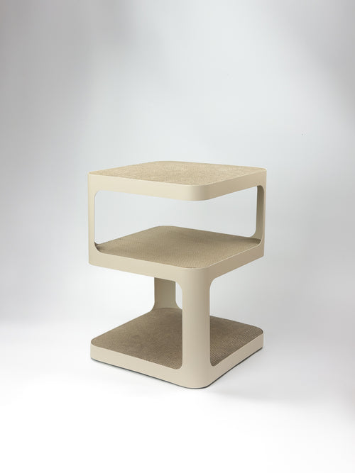 Design-Beistelltisch mit Kratzoption